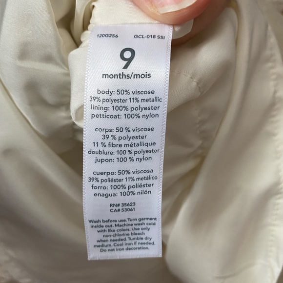 Baby girl formal dress - Picture 3 of 3